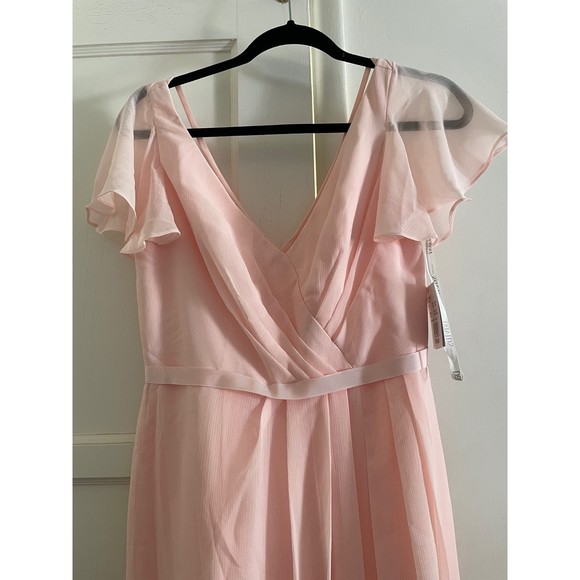 NWT David’s Bridal Flutter Sleeve Crinkle Chiffon Bridesmaid Dress - Picture 6 of 8